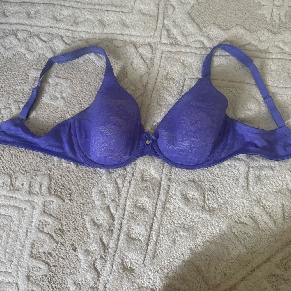 Victoria’s Secret Bra - 34D